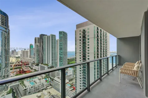 159 NE 6th Street Miami FL 33132