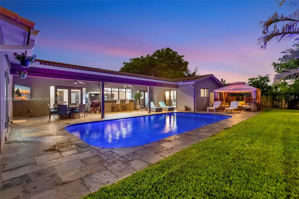 4004 NE 21 Avenue Fort Lauderdale FL 33308