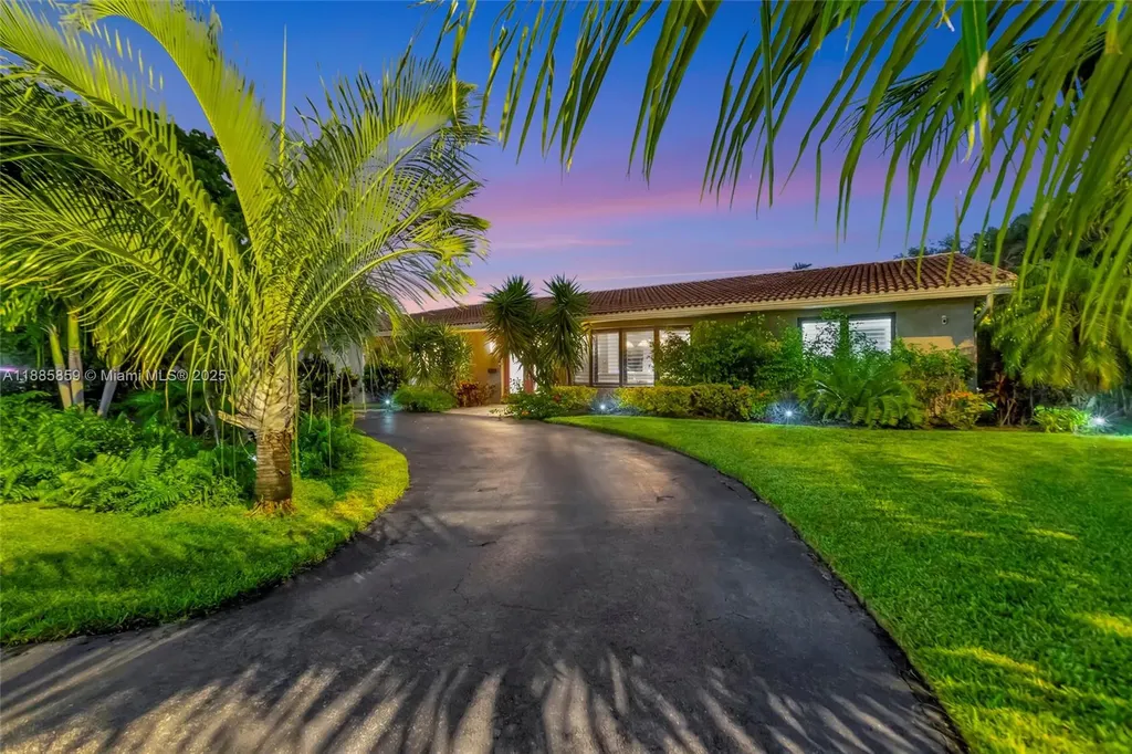 4004 NE 21 Avenue Fort Lauderdale FL 33308