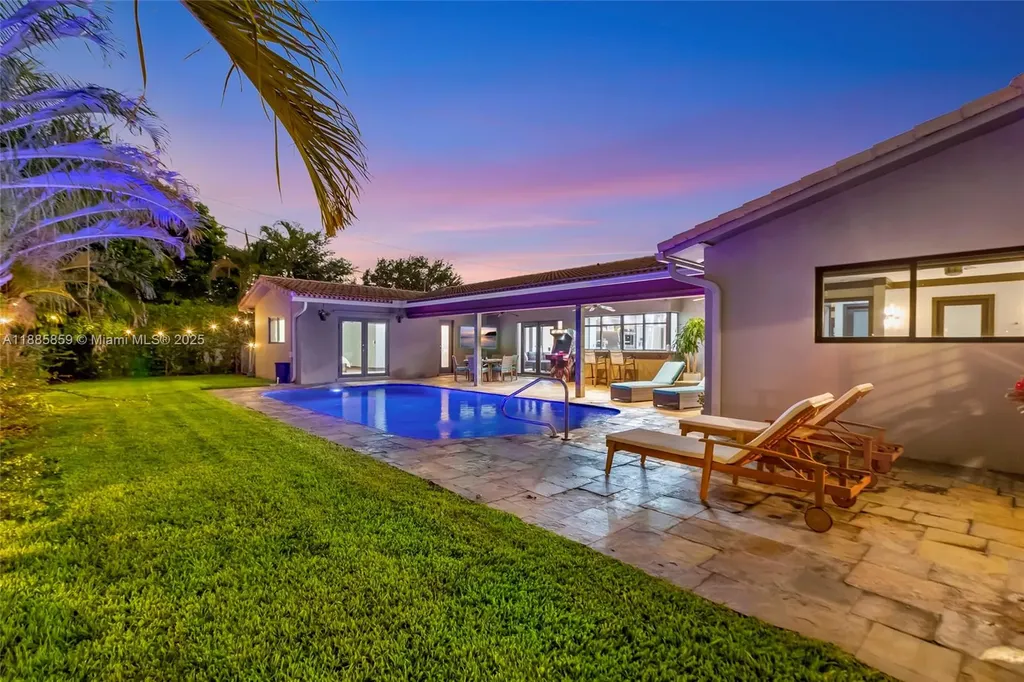 4004 NE 21 Avenue Fort Lauderdale FL 33308