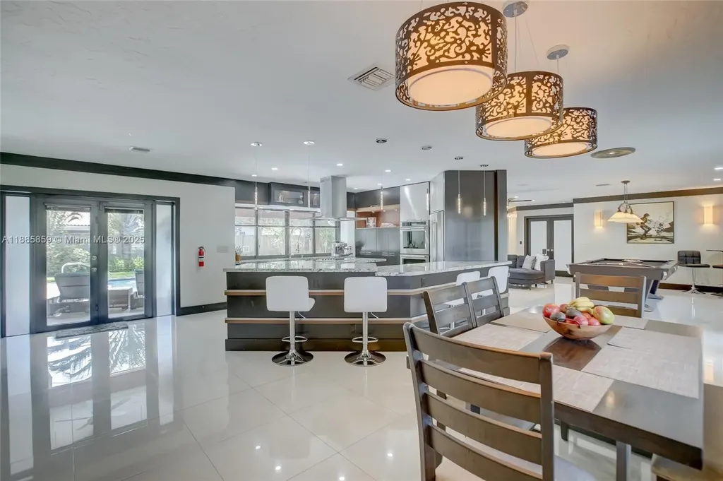 4004 NE 21 Avenue Fort Lauderdale FL 33308