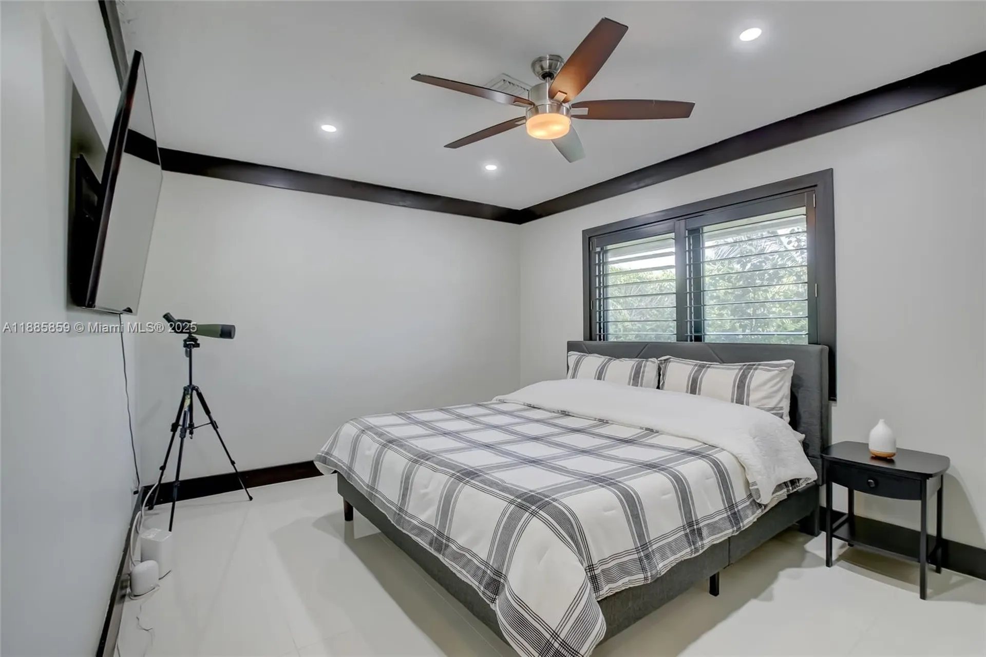 4004 NE 21 Avenue Fort Lauderdale FL 33308