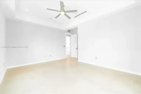 21320 NE 26th Avenue Miami FL 33180