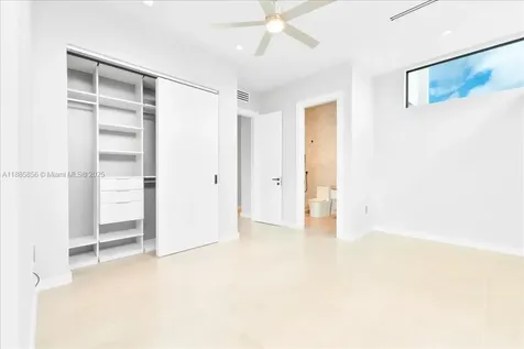 21320 NE 26th Avenue Miami FL 33180
