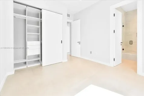 21320 NE 26th Avenue Miami FL 33180
