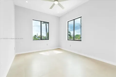 21320 NE 26th Avenue Miami FL 33180