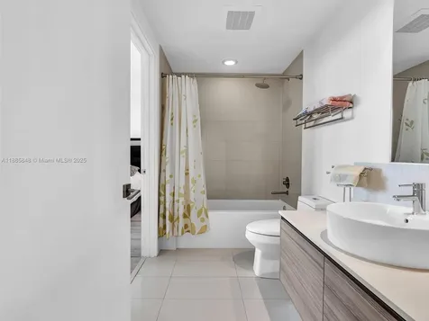 121 NE 34th Street Miami FL 33137