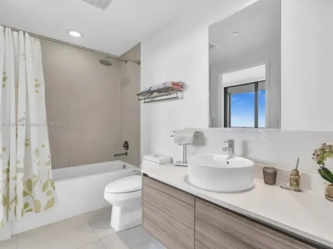 121 NE 34th Street Miami FL 33137