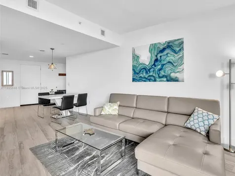 121 NE 34th Street Miami FL 33137