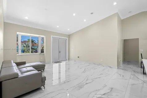 9201 SW 170th Lane Palmetto Bay FL 33157
