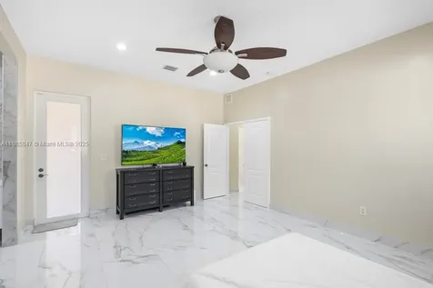 9201 SW 170th Lane Palmetto Bay FL 33157