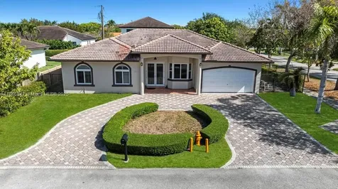 9201 SW 170th Lane Palmetto Bay FL 33157