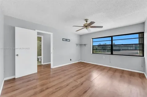 10927 SW 71st Lane Miami FL 33173