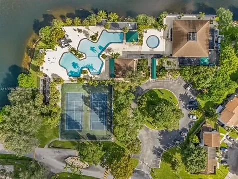 10927 SW 71st Lane Miami FL 33173