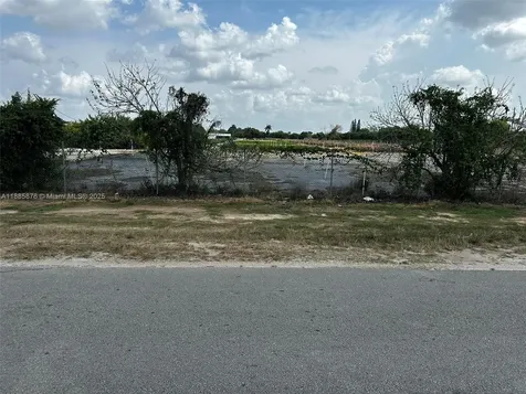 19815 SW 256 Street Homestead FL 33031