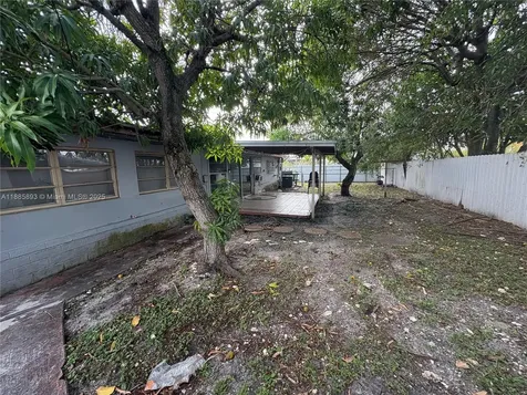 165 NW 192nd Street Miami Gardens FL 33169