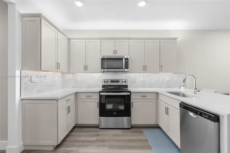 110 SW 171st Way Pembroke Pines FL 33027