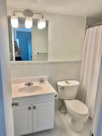 1300 W 53rd Street Hialeah FL 33012