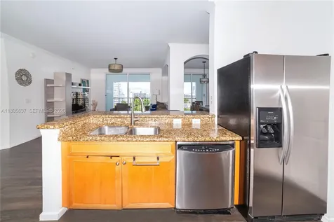 17150 N Bay Road Sunny Isles Beach FL 33160