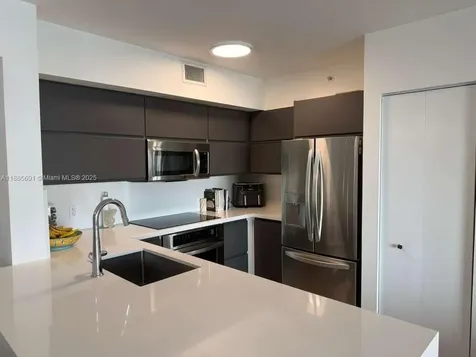 1155 Brickell Bay Drive Miami FL 33131