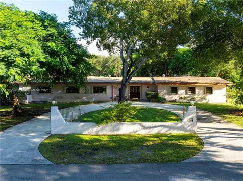 6201 SW 114th Street Pinecrest FL 33156
