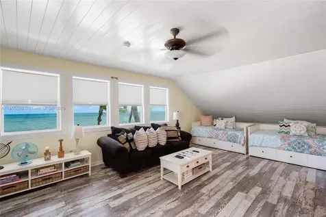 109 Columbus Drive Islamorada FL 33036