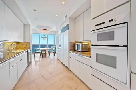 9601 Collins Avenue Bay Harbor Islands FL 33154