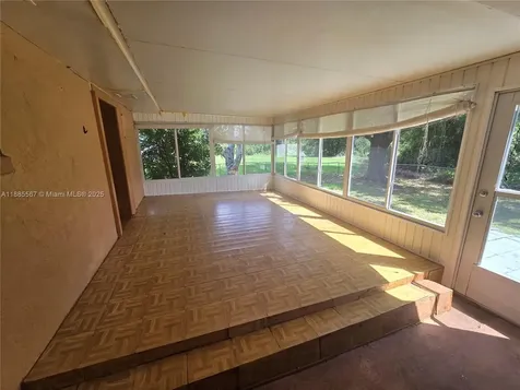 250 Tanager Avenue Sebring FL 33870