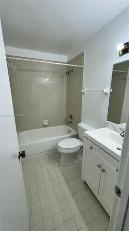 2531 W 60th Place Hialeah FL 33016