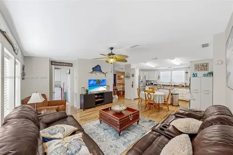 945 Plantation Road Key Largo FL 33037