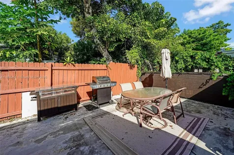 945 Plantation Road Key Largo FL 33037