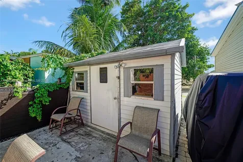 945 Plantation Road Key Largo FL 33037