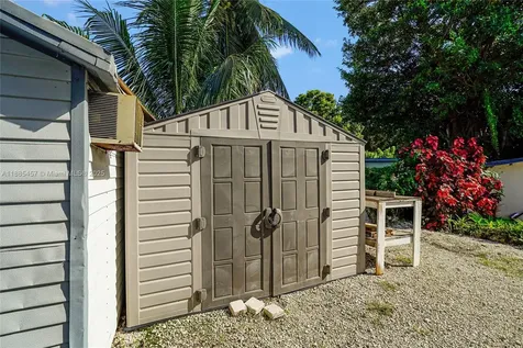 945 Plantation Road Key Largo FL 33037