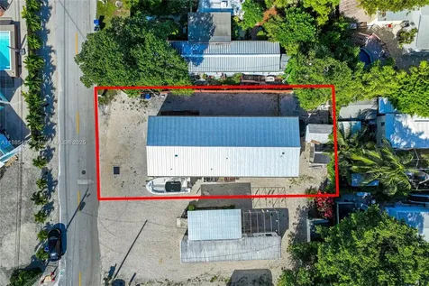 945 Plantation Road Key Largo FL 33037
