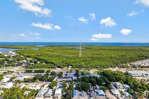 945 Plantation Road Key Largo FL 33037