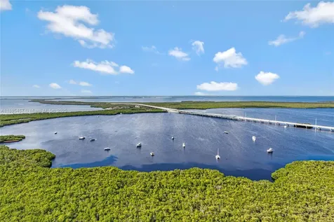 945 Plantation Road Key Largo FL 33037