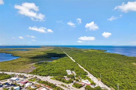 945 Plantation Road Key Largo FL 33037