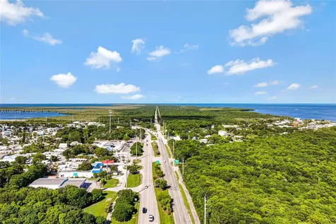 945 Plantation Road Key Largo FL 33037