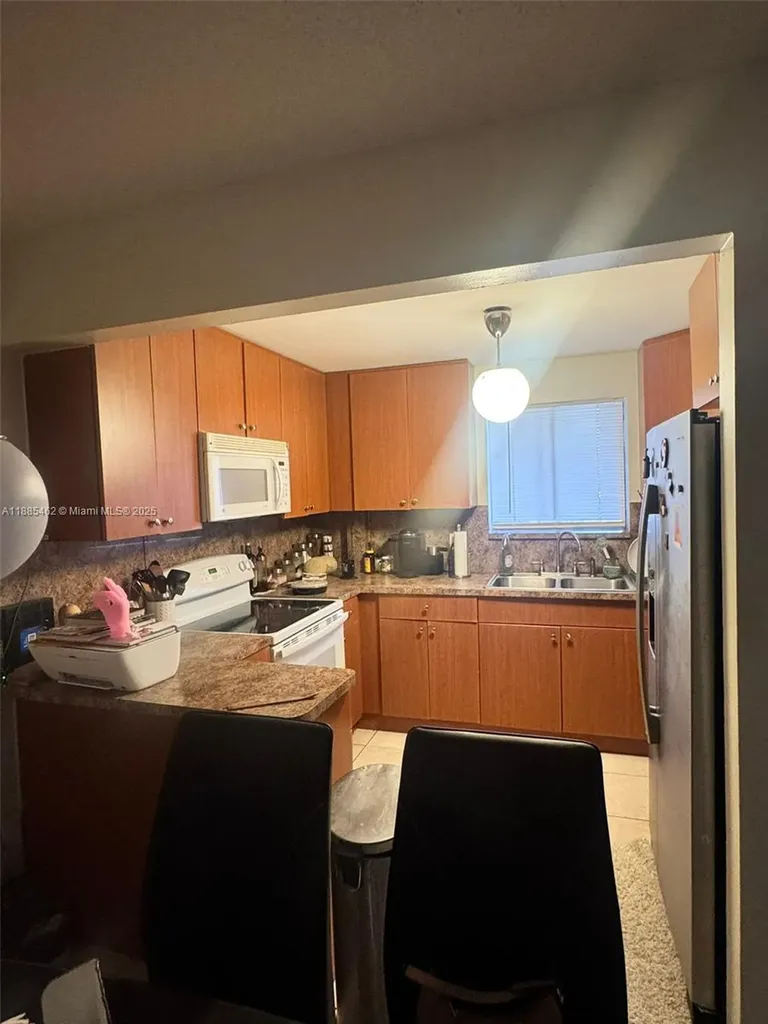6900 SW 39th Street Davie FL 33314