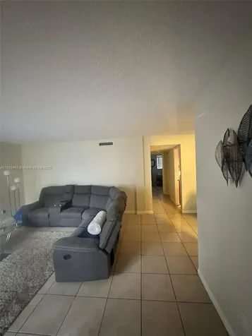 6900 SW 39th Street Davie FL 33314