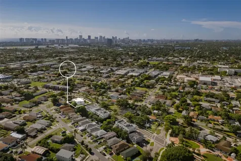 Hallandale Beach FL 33009