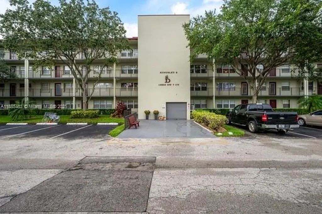 13255 SW 7th Court Pembroke Pines FL 33027