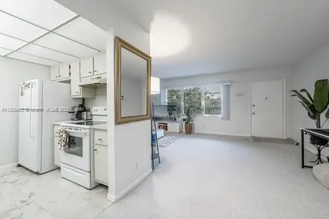 13255 SW 7th Court Pembroke Pines FL 33027