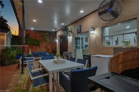 13021 NW 11th Terrace Miami FL 33182
