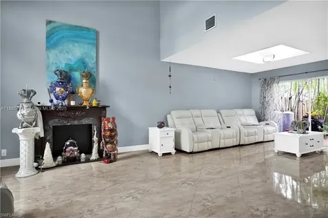 13021 NW 11th Terrace Miami FL 33182