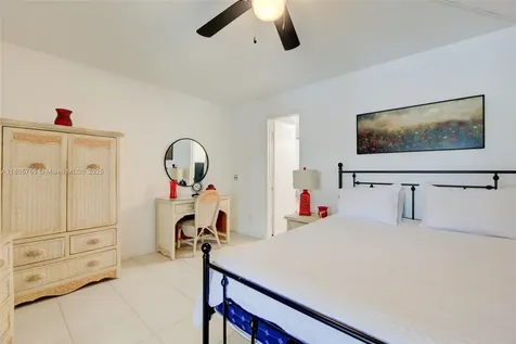 2031 Durham B Deerfield Beach FL 33442