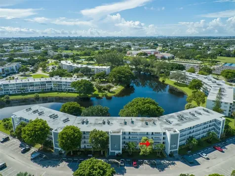 2031 Durham B Deerfield Beach FL 33442