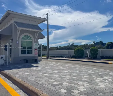 2031 Durham B Deerfield Beach FL 33442
