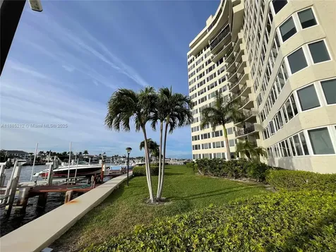 3912 S Ocean Boulevard Highland Beach FL 33487