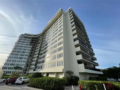 3912 S Ocean Boulevard Highland Beach FL 33487